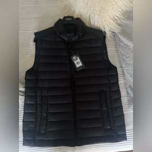 NWT Men’s Tumi outerwear vest